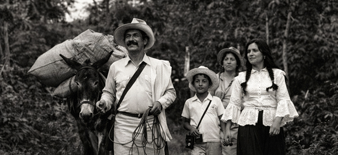 El origen: tradición cafetera y familia
